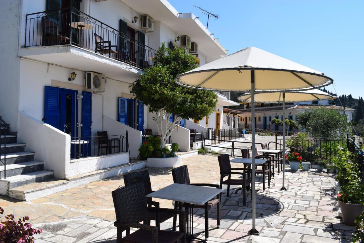 Manolo Studios Corfu Палеокастрица Экстерьер фото
